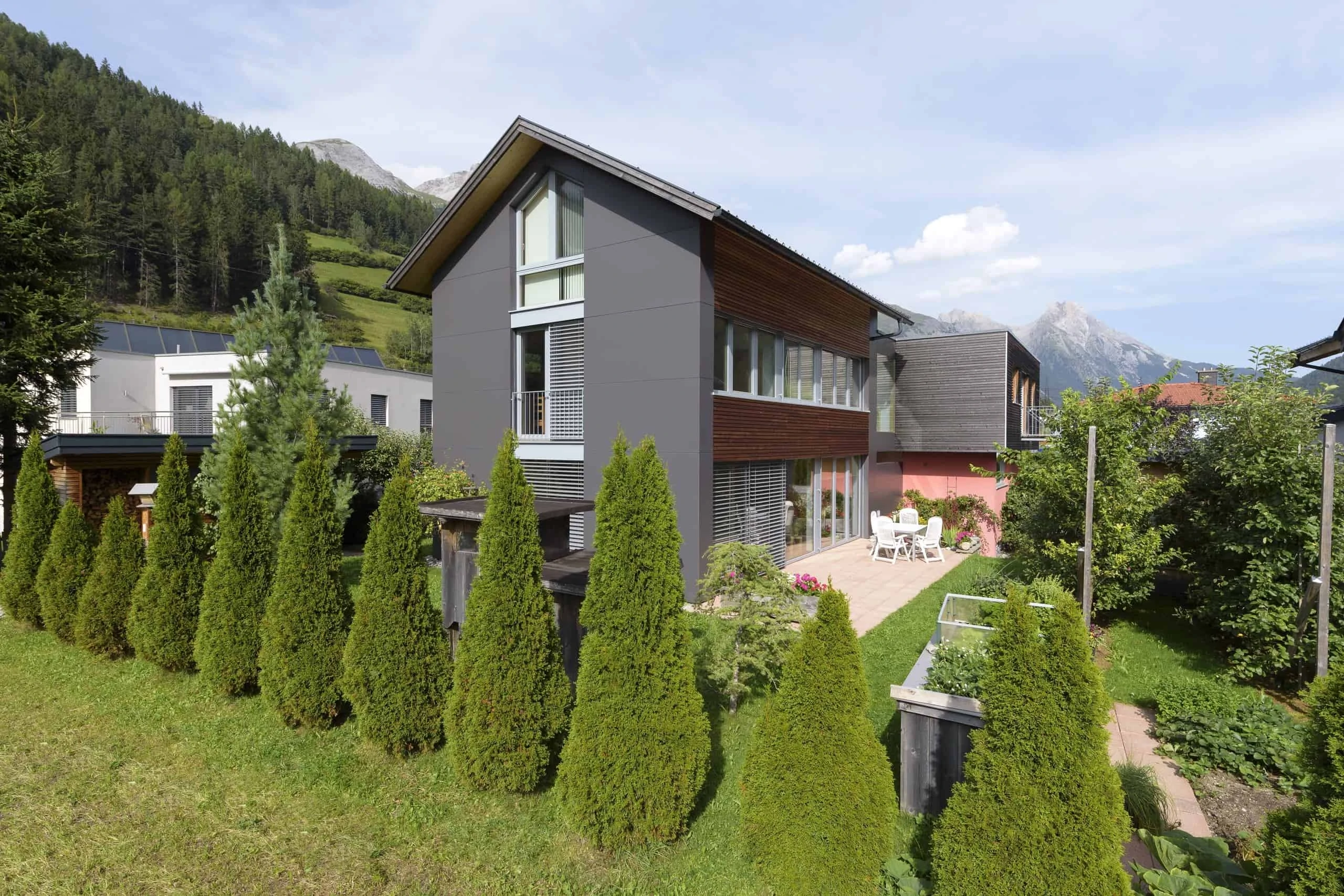 House Arosa Pettneu: Cozy Apartments For 2-4 Persons - ️ Haus Arosa Pettneu